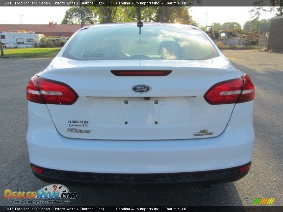 2015 Ford Focus SE Sedan Oxford White / Charcoal Black Photo #9