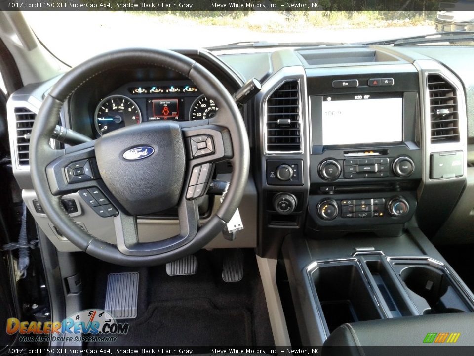 2017 Ford F150 XLT SuperCab 4x4 Shadow Black / Earth Gray Photo #16