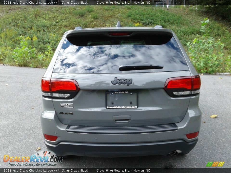 2021 Jeep Grand Cherokee Laredo 4x4 Sting-Gray / Black Photo #7