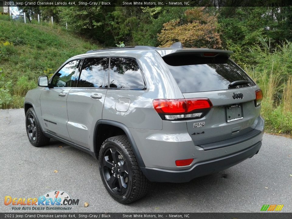 2021 Jeep Grand Cherokee Laredo 4x4 Sting-Gray / Black Photo #8