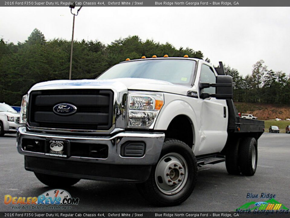 2016 Ford F350 Super Duty XL Regular Cab Chassis 4x4 Oxford White / Steel Photo #1