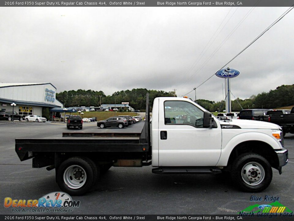 2016 Ford F350 Super Duty XL Regular Cab Chassis 4x4 Oxford White / Steel Photo #6