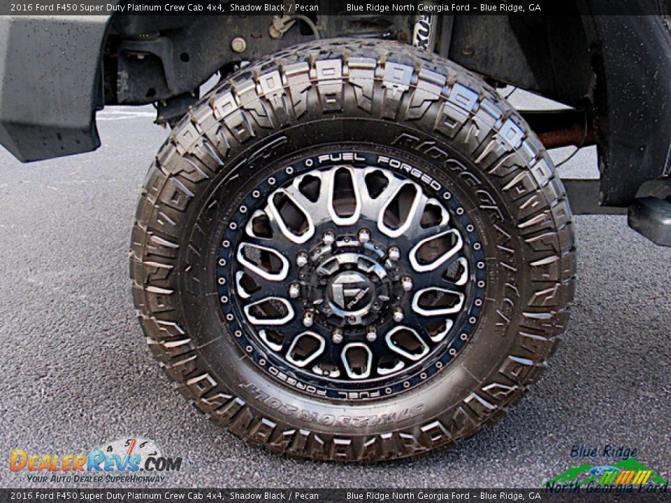 Custom Wheels of 2016 Ford F450 Super Duty Platinum Crew Cab 4x4 Photo #9