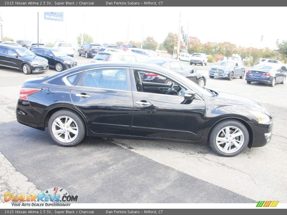 2015 Nissan Altima 2.5 SV Super Black / Charcoal Photo #4