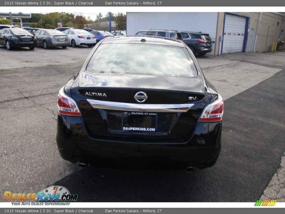 2015 Nissan Altima 2.5 SV Super Black / Charcoal Photo #6