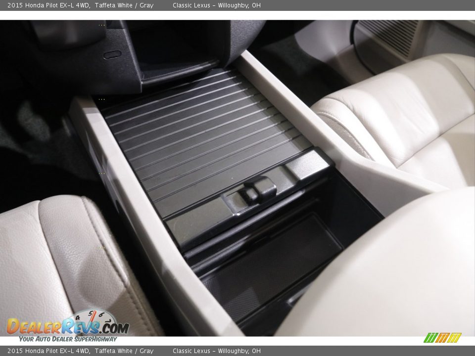 2015 Honda Pilot EX-L 4WD Taffeta White / Gray Photo #10