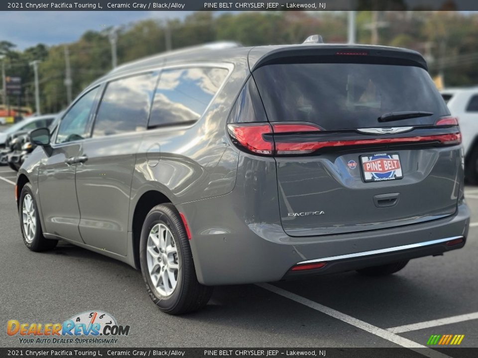 2021 Chrysler Pacifica Touring L Ceramic Gray / Black/Alloy Photo #6