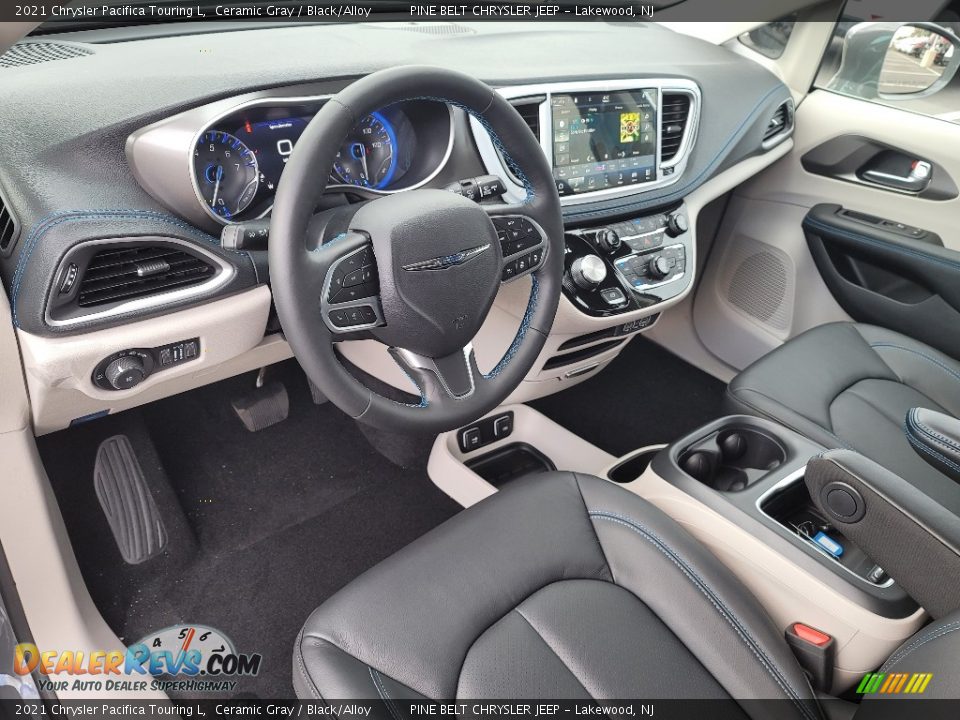 Black/Alloy Interior - 2021 Chrysler Pacifica Touring L Photo #13