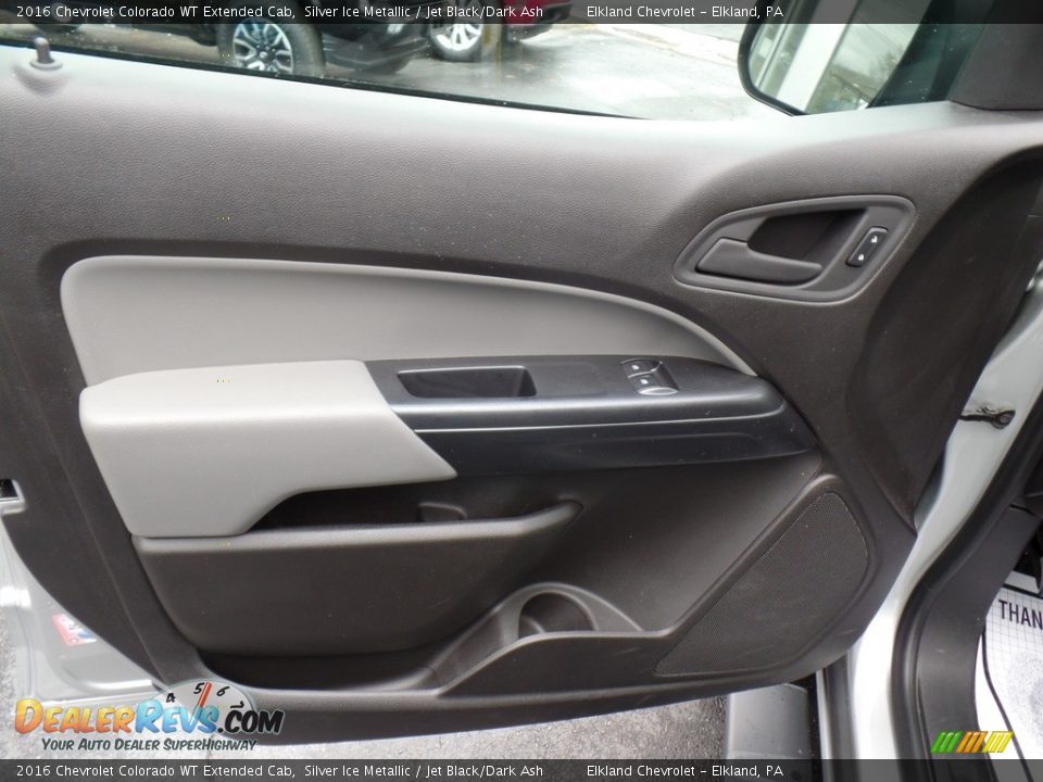 Door Panel of 2016 Chevrolet Colorado WT Extended Cab Photo #15