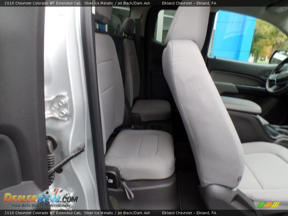 Rear Seat of 2016 Chevrolet Colorado WT Extended Cab Photo #32
