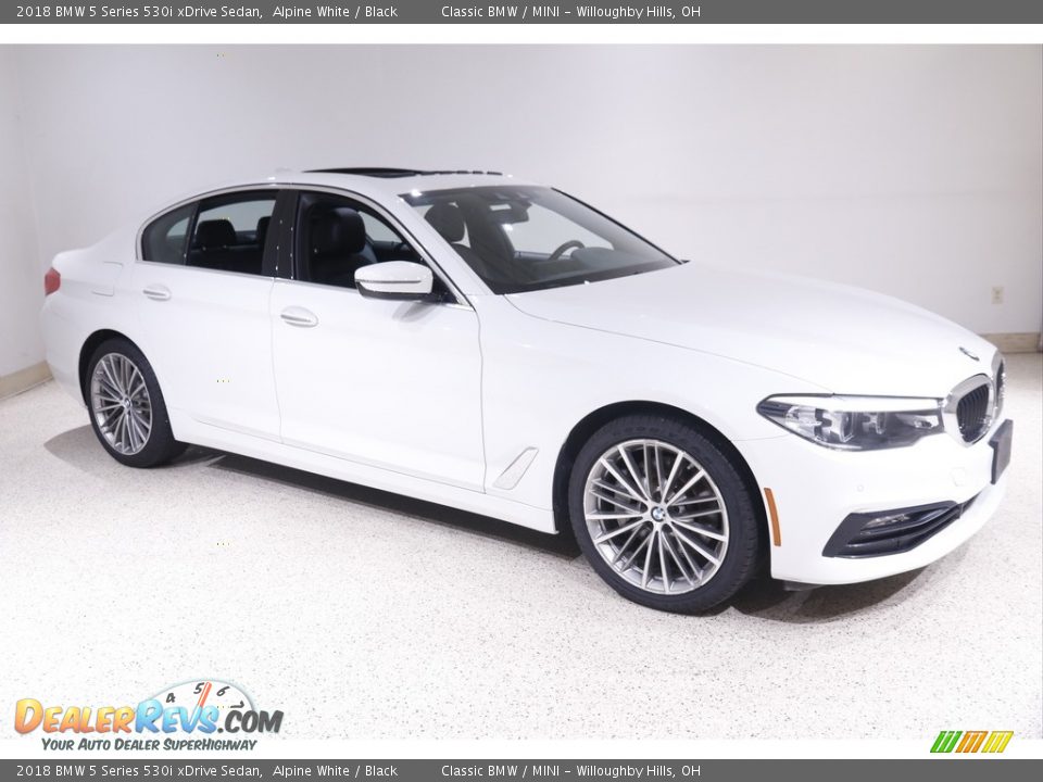 2018 BMW 5 Series 530i xDrive Sedan Alpine White / Black Photo #1