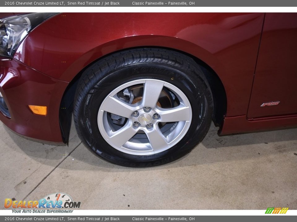 2016 Chevrolet Cruze Limited LT Siren Red Tintcoat / Jet Black Photo #5