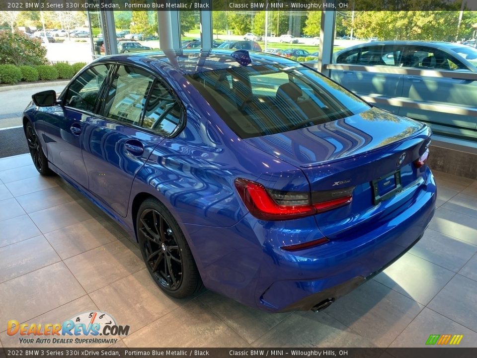 2022 BMW 3 Series 330i xDrive Sedan Portimao Blue Metallic / Black Photo #2