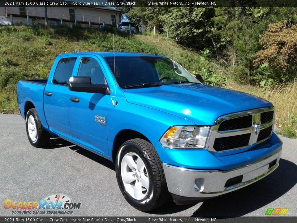 2021 Ram 1500 Classic Crew Cab Hydro Blue Pearl / Diesel Gray/Black Photo #4