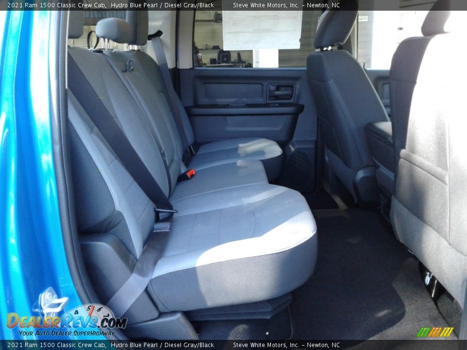 2021 Ram 1500 Classic Crew Cab Hydro Blue Pearl / Diesel Gray/Black Photo #17