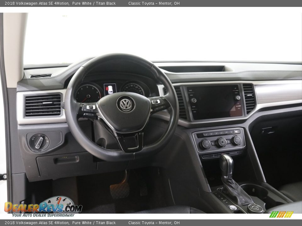 2018 Volkswagen Atlas SE 4Motion Pure White / Titan Black Photo #6