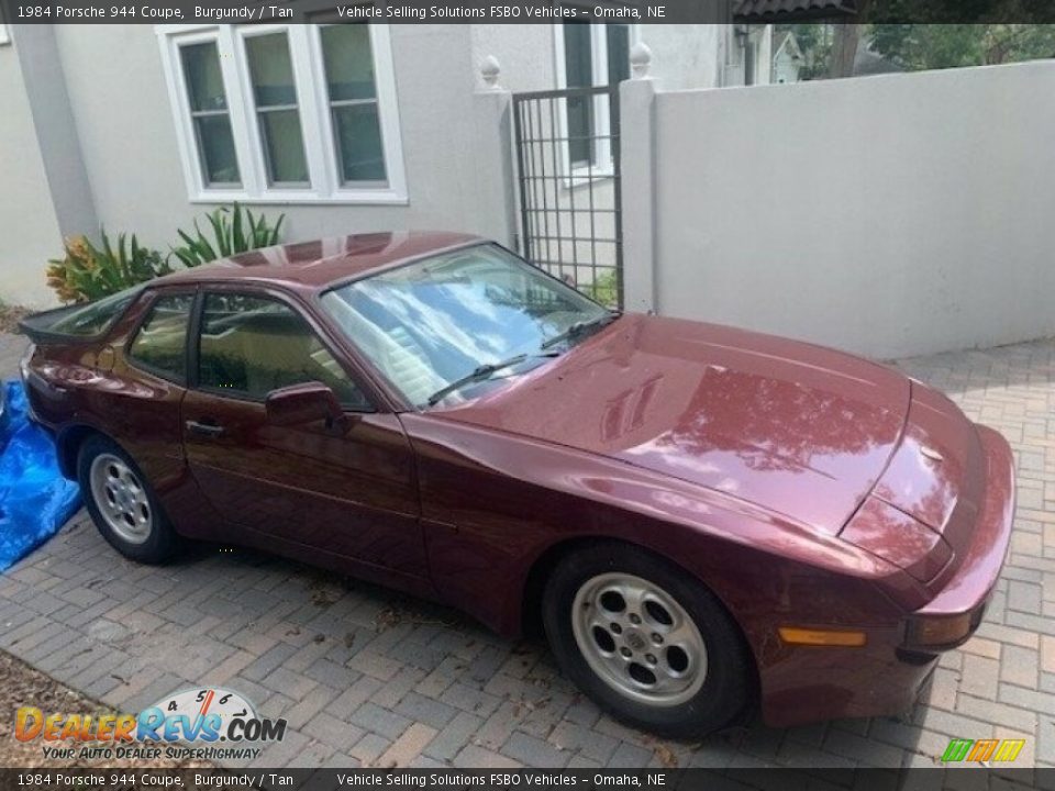 1984 Porsche 944 Coupe Burgundy / Tan Photo #6