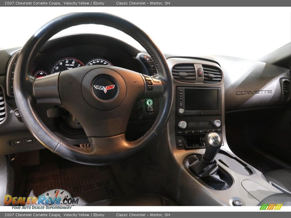 Dashboard of 2007 Chevrolet Corvette Coupe Photo #6