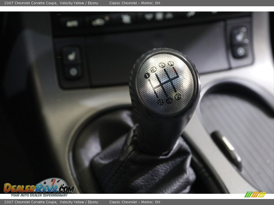 2007 Chevrolet Corvette Coupe Shifter Photo #14