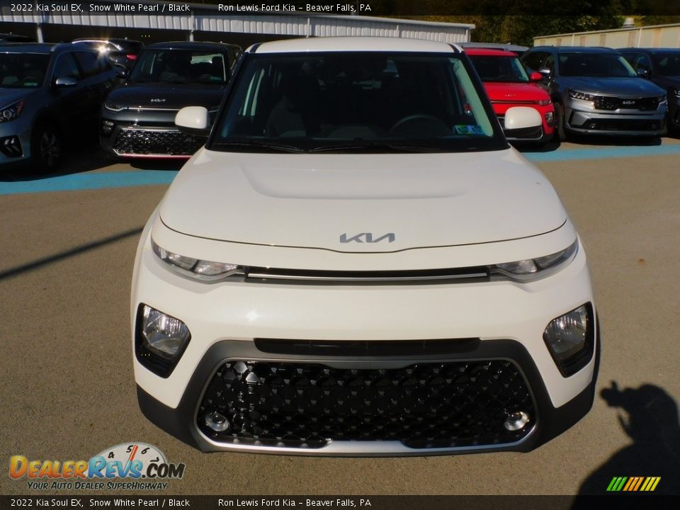 2022 Kia Soul EX Snow White Pearl / Black Photo #8