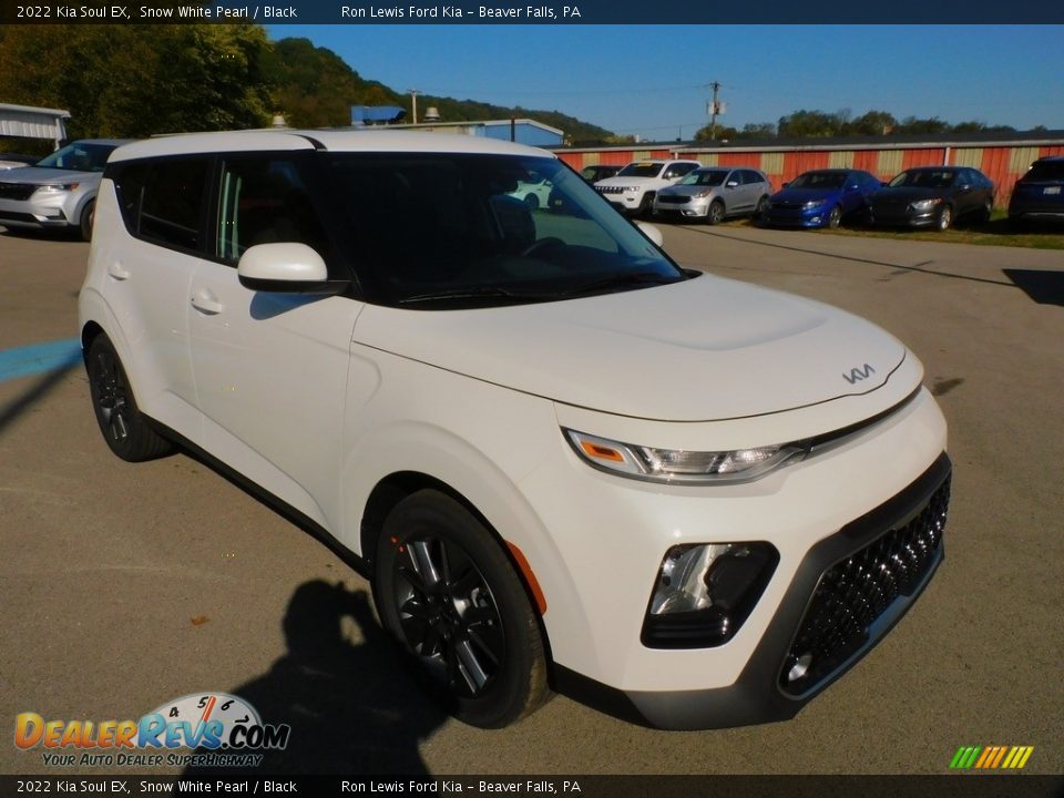 2022 Kia Soul EX Snow White Pearl / Black Photo #9