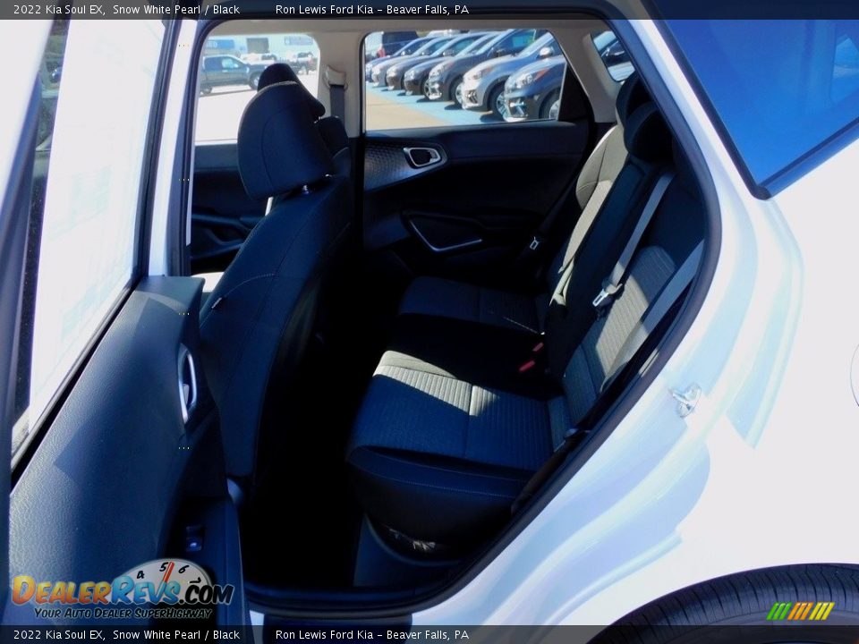 2022 Kia Soul EX Snow White Pearl / Black Photo #12