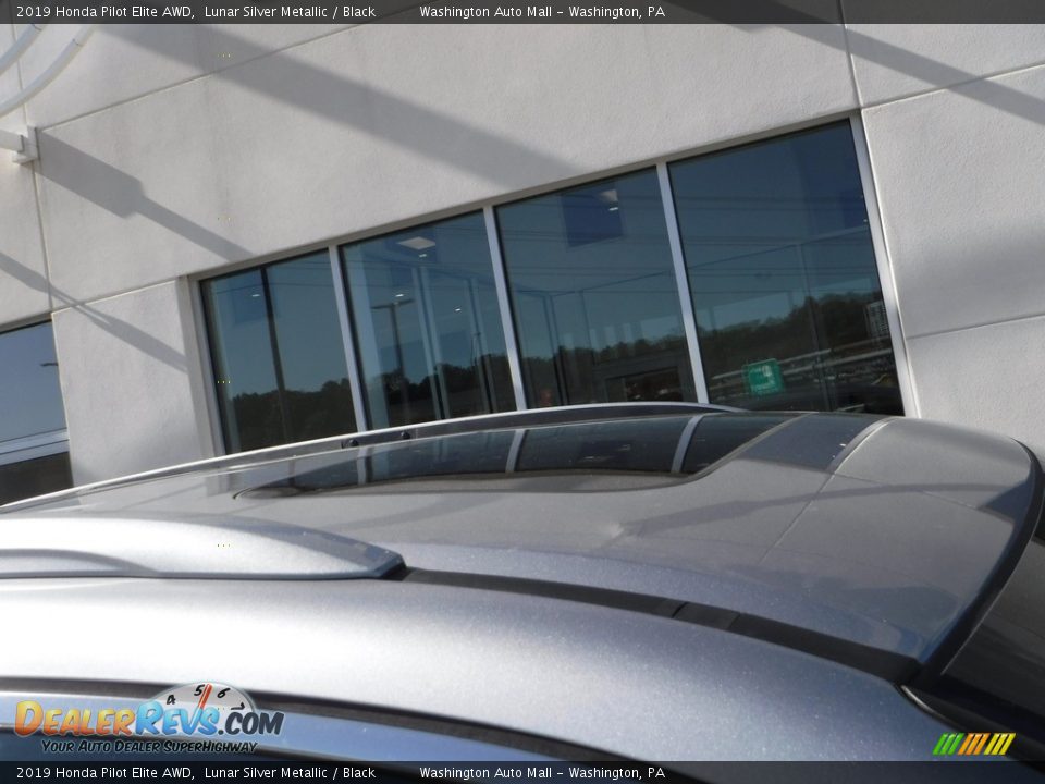 2019 Honda Pilot Elite AWD Lunar Silver Metallic / Black Photo #3