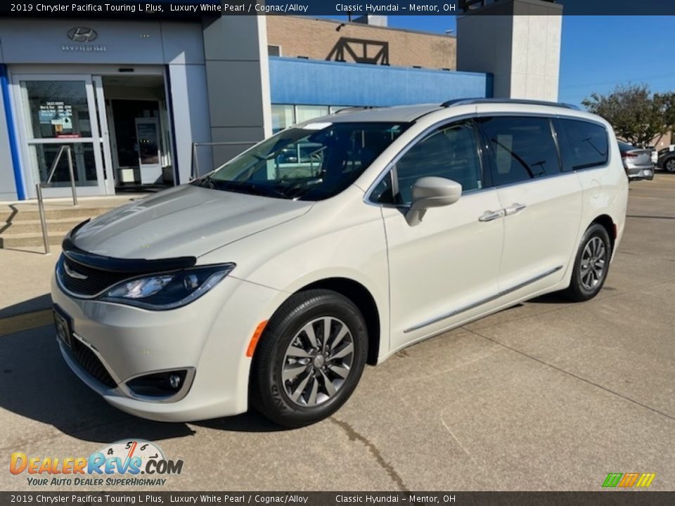 2019 Chrysler Pacifica Touring L Plus Luxury White Pearl / Cognac/Alloy Photo #1