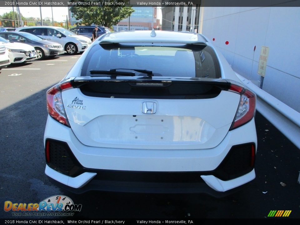 2018 Honda Civic EX Hatchback White Orchid Pearl / Black/Ivory Photo #4
