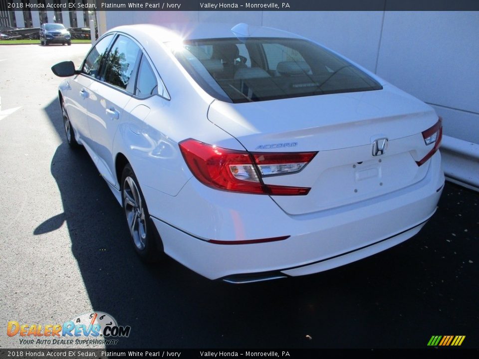 2018 Honda Accord EX Sedan Platinum White Pearl / Ivory Photo #3