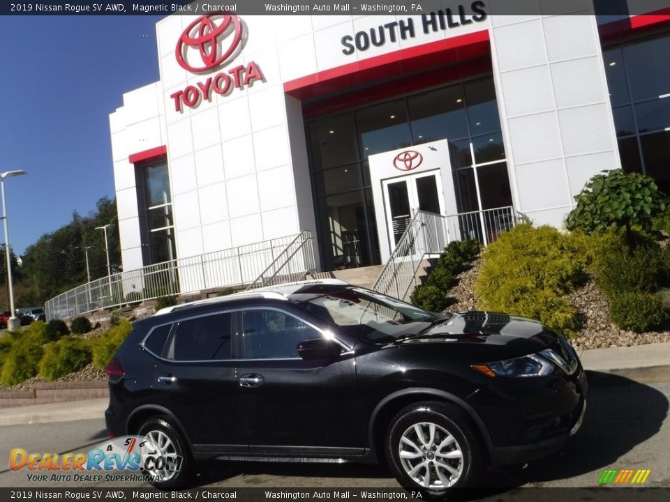 2019 Nissan Rogue SV AWD Magnetic Black / Charcoal Photo #2