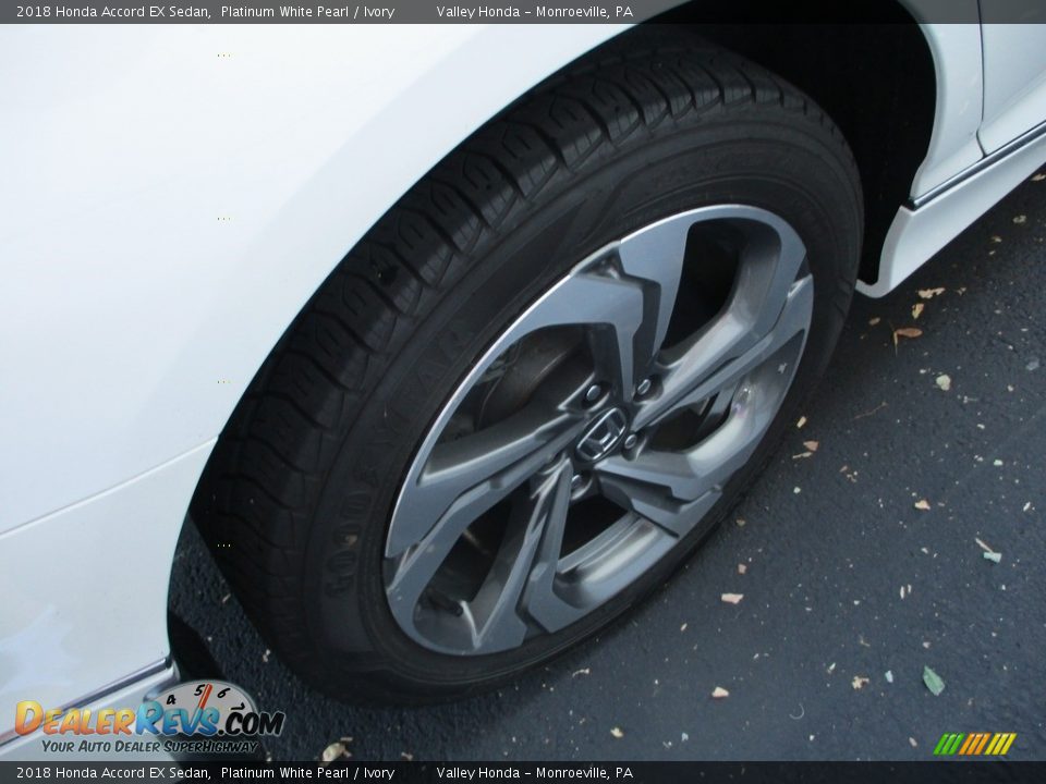 2018 Honda Accord EX Sedan Platinum White Pearl / Ivory Photo #6