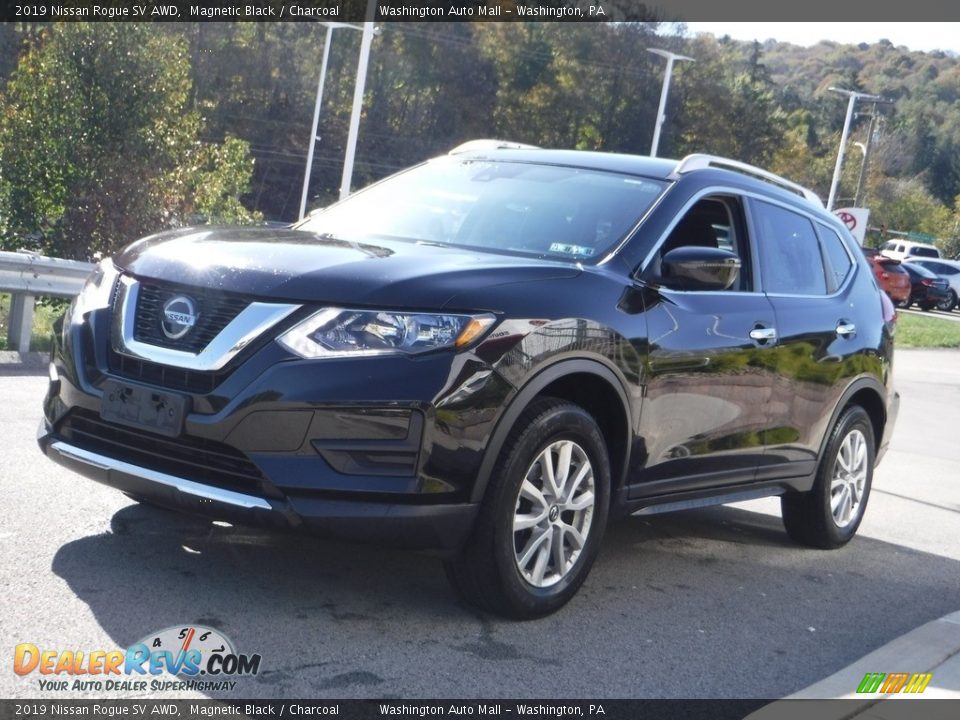 2019 Nissan Rogue SV AWD Magnetic Black / Charcoal Photo #10