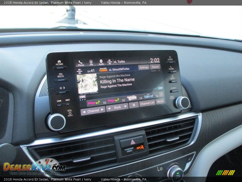 2018 Honda Accord EX Sedan Platinum White Pearl / Ivory Photo #15
