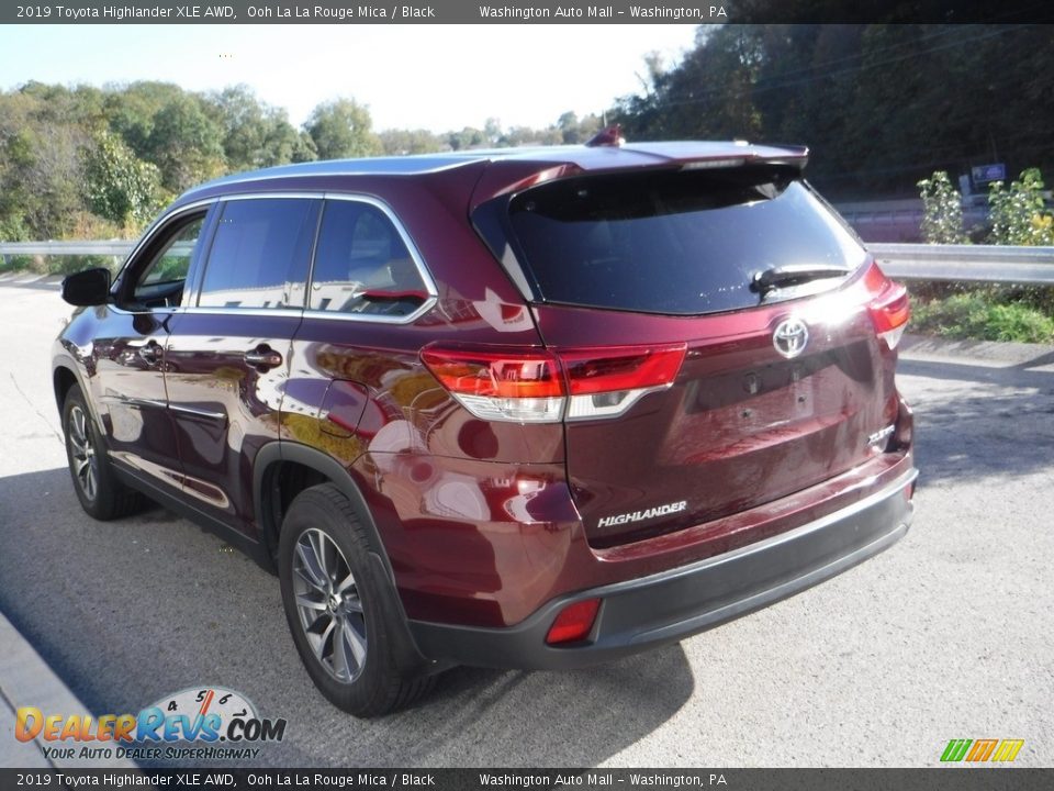 2019 Toyota Highlander XLE AWD Ooh La La Rouge Mica / Black Photo #15