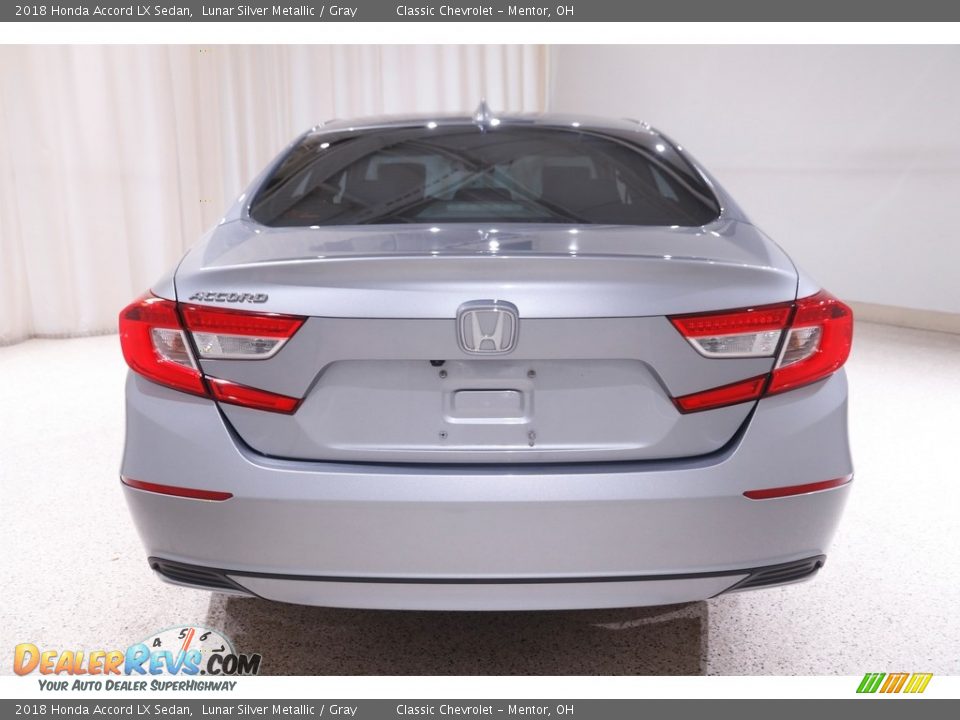2018 Honda Accord LX Sedan Lunar Silver Metallic / Gray Photo #17