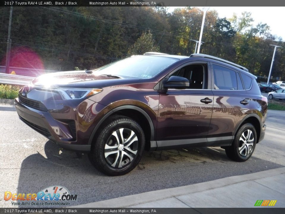 2017 Toyota RAV4 LE AWD Black / Black Photo #12