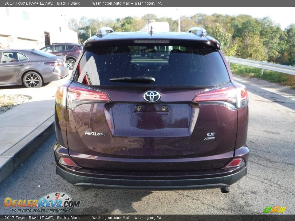 2017 Toyota RAV4 LE AWD Black / Black Photo #13