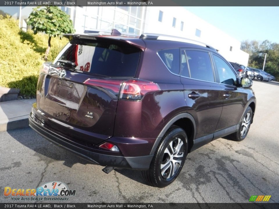 2017 Toyota RAV4 LE AWD Black / Black Photo #14