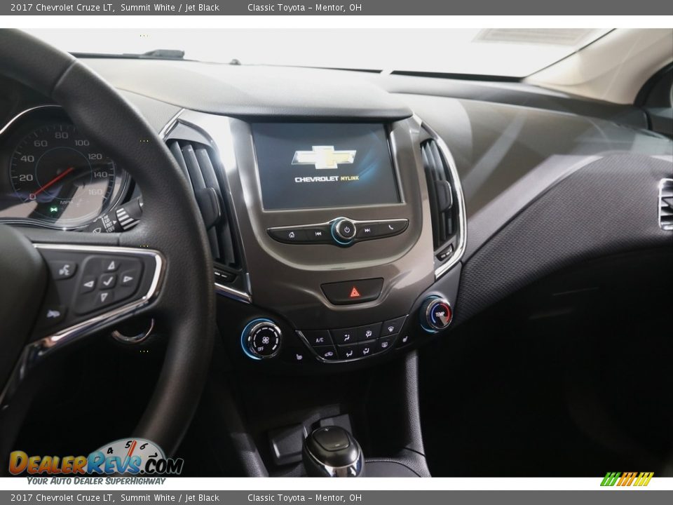 2017 Chevrolet Cruze LT Summit White / Jet Black Photo #9