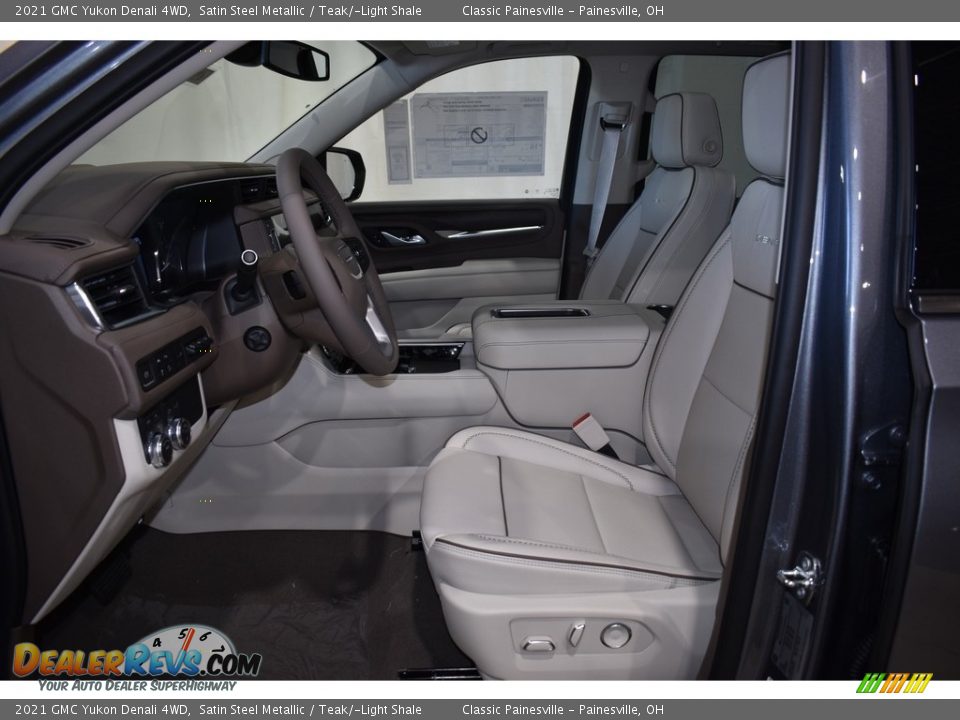 Teak/­Light Shale Interior - 2021 GMC Yukon Denali 4WD Photo #7