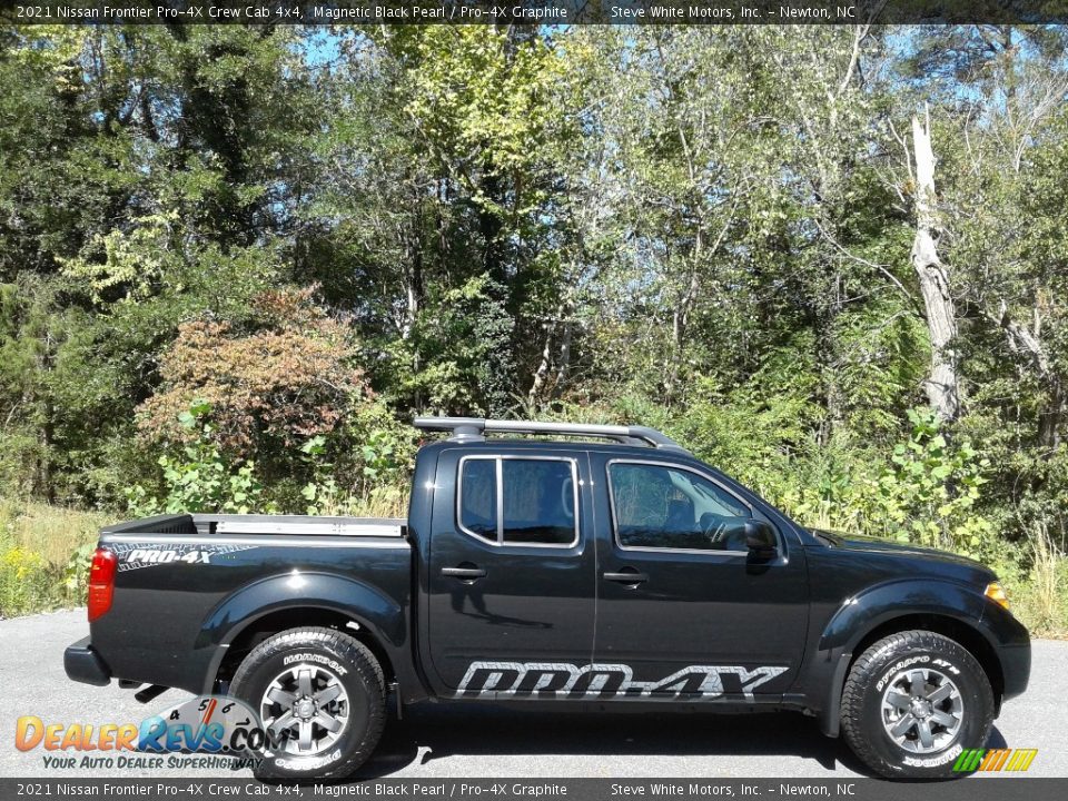 Magnetic Black Pearl 2021 Nissan Frontier Pro-4X Crew Cab 4x4 Photo #6