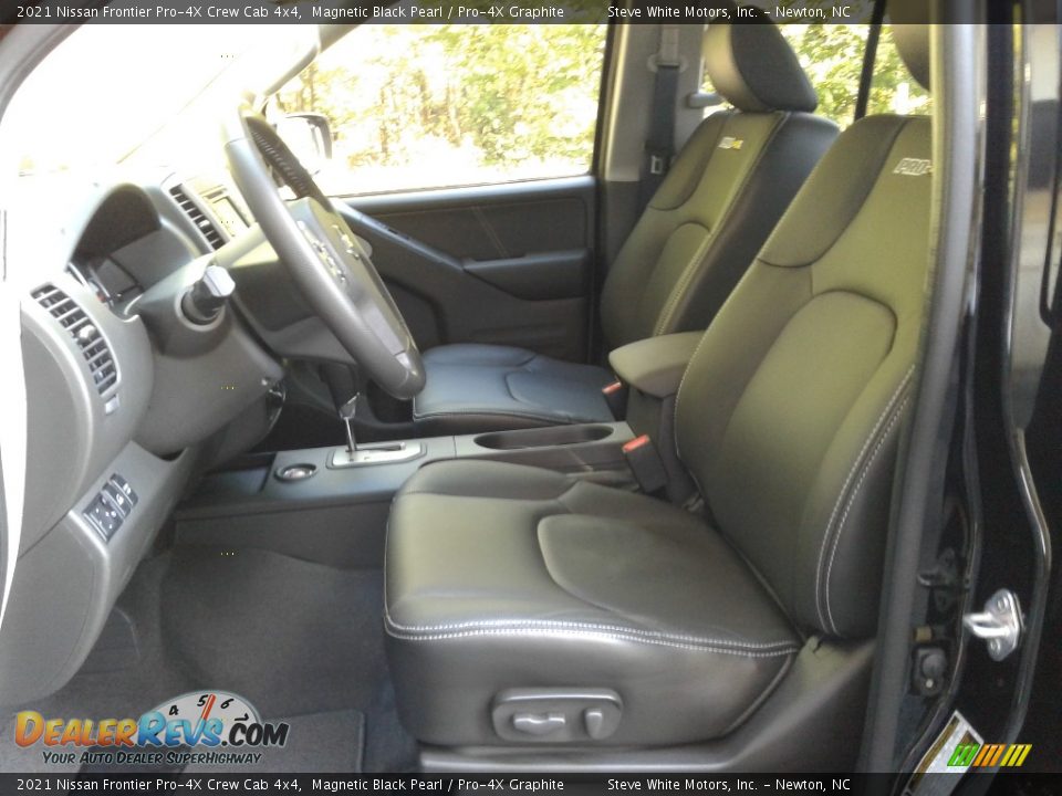 Pro-4X Graphite Interior - 2021 Nissan Frontier Pro-4X Crew Cab 4x4 Photo #12