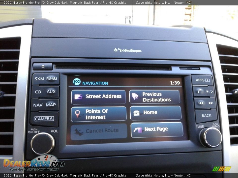 Controls of 2021 Nissan Frontier Pro-4X Crew Cab 4x4 Photo #24