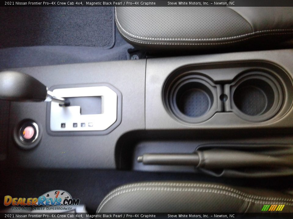 2021 Nissan Frontier Pro-4X Crew Cab 4x4 Shifter Photo #28