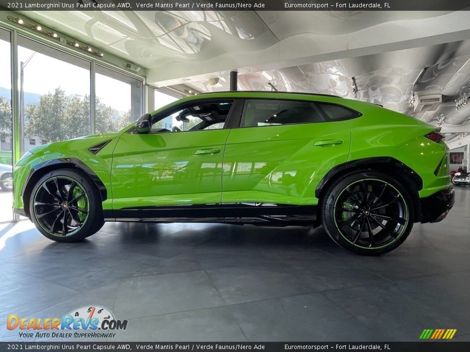 Verde Mantis Pearl 2021 Lamborghini Urus Pearl Capsule AWD Photo #15