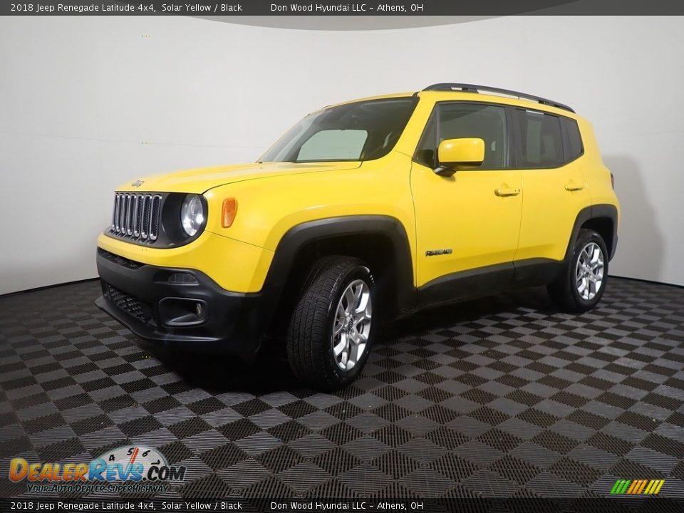 2018 Jeep Renegade Latitude 4x4 Solar Yellow / Black Photo #8
