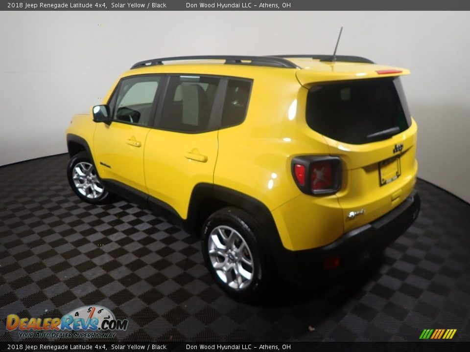 2018 Jeep Renegade Latitude 4x4 Solar Yellow / Black Photo #12