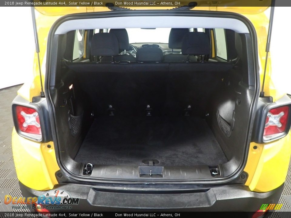 2018 Jeep Renegade Latitude 4x4 Solar Yellow / Black Photo #15