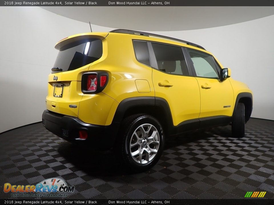 2018 Jeep Renegade Latitude 4x4 Solar Yellow / Black Photo #16